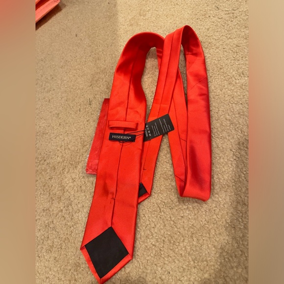 Bright Red Tie and Pocket Square - Picture 3 of 4